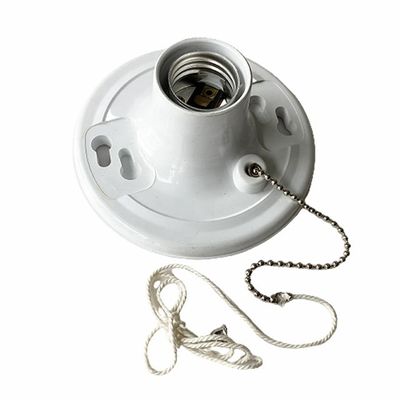 4.5" E26/27 White Plastic Lamp Holder With Switch Chain
